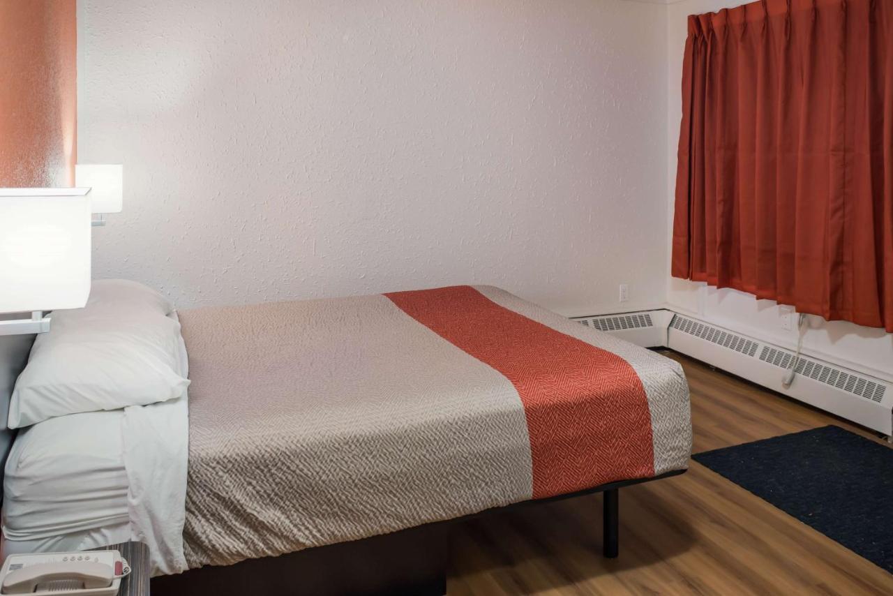 Motel 6-Fort St. John, BC Buitenkant foto